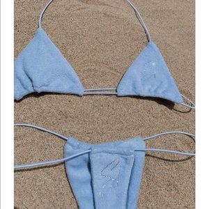 Sel tinikini- never worn, never used.